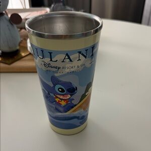 Disney Aulani tumbler